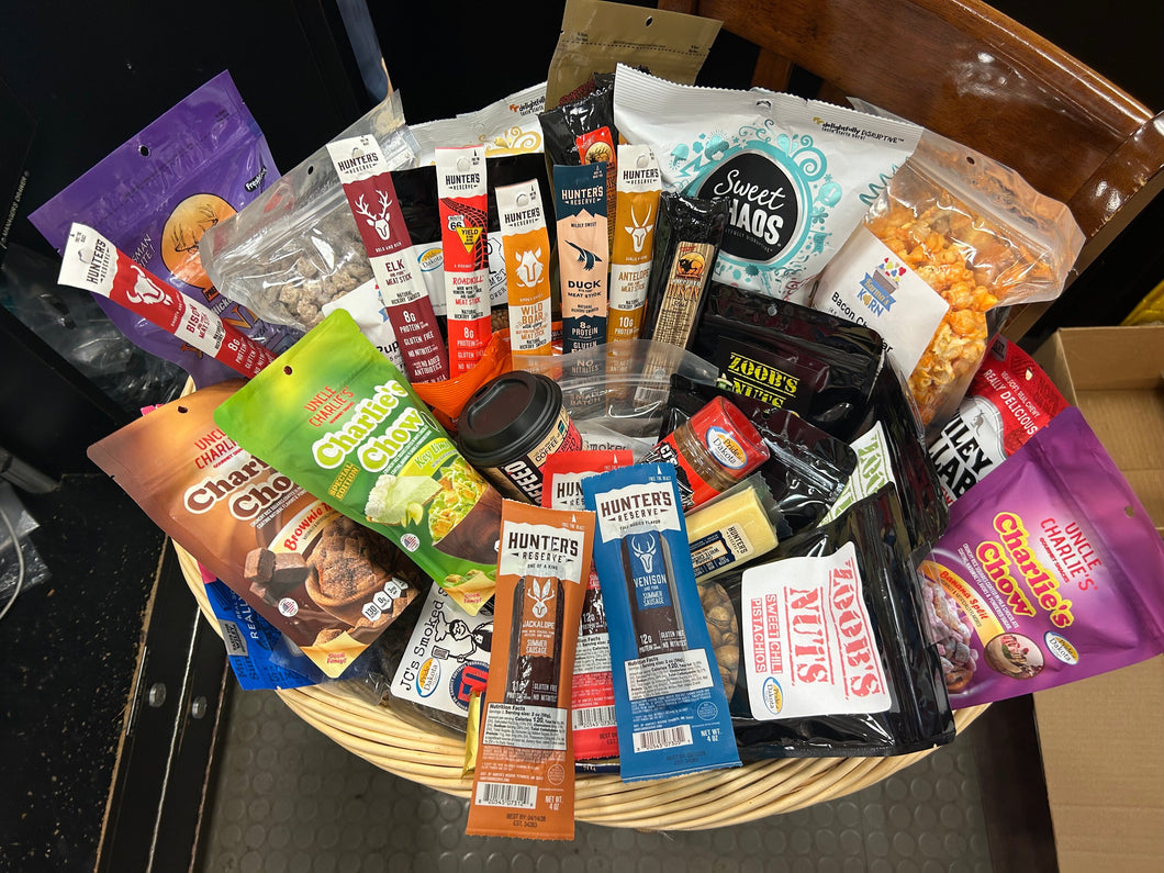 Super Jumbo North Dakota/Minnesota Holiday Gift Pack for 2025